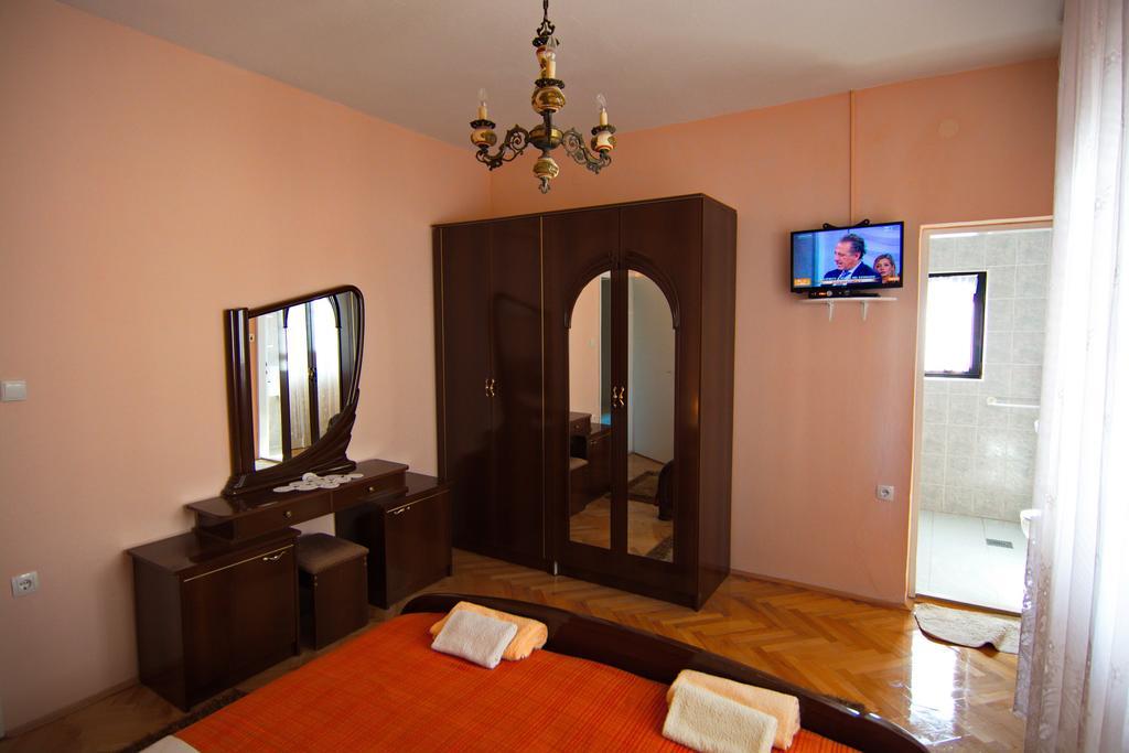 Apartment And Rooms Toka Zadar Exterior photo